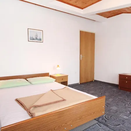 - Mulo 5796a Appartement Vrsi